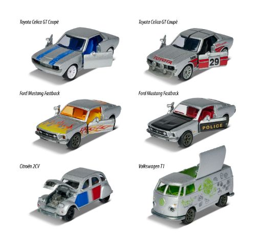 صورة ماجوريت - سيارة كلاسيكية معدنية