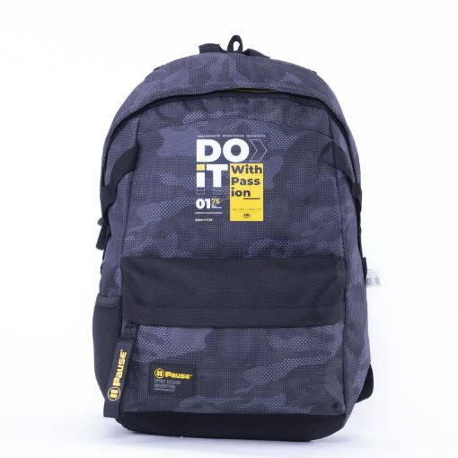 صورة شنطة ظهر بوز اسود جيشي + مقلمية