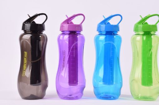 صورة زمزمية بلاستك شفاف